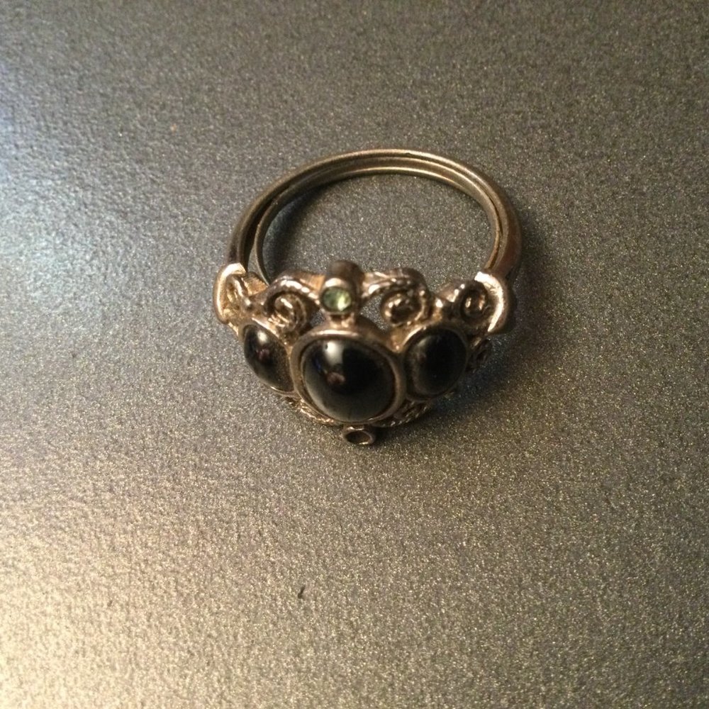 Avon Obsidian? Ring Size 9.5 Jewelry vintage 1 missing small stone - Picture 8 of 9